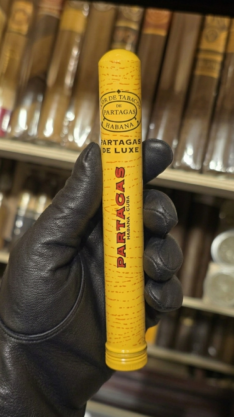 Partagas de Luxe (Tubos)