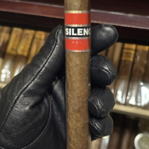 Silencio Red Dot Churchill